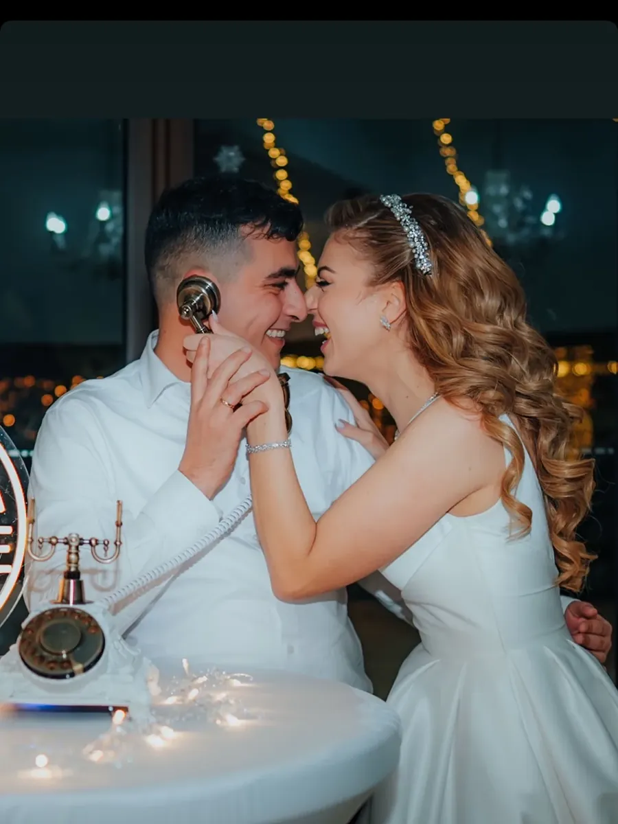 Πακέτο Διασκέδαση — Premium (Mirror Booth + Audio&Video Guest Book)