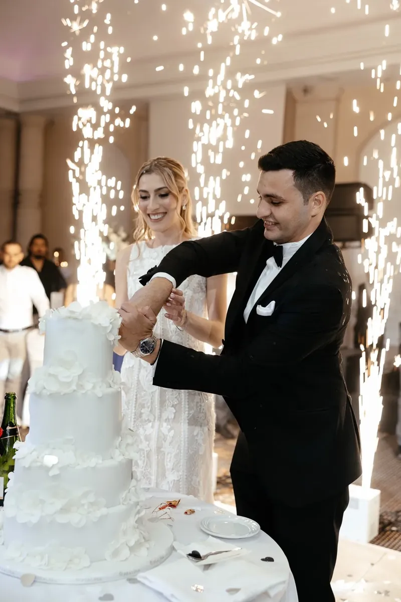6 Πυροτεχνήματα Εδάφους + Χαμηλός Καπνός